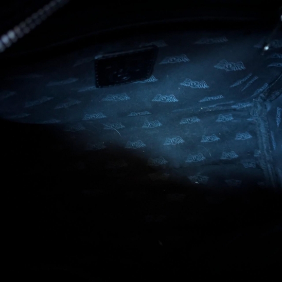 Von Dutch bag purse - Picture 8 of 8